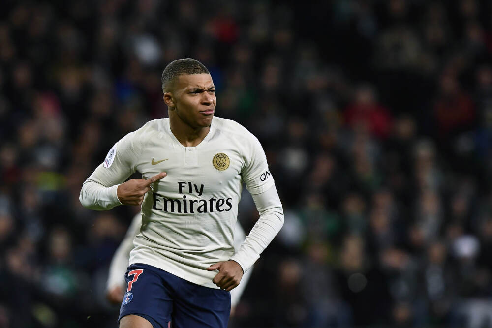 《中国稀土反击战掀全球博弈，沉默九天如何改写规则掌控主动权？》